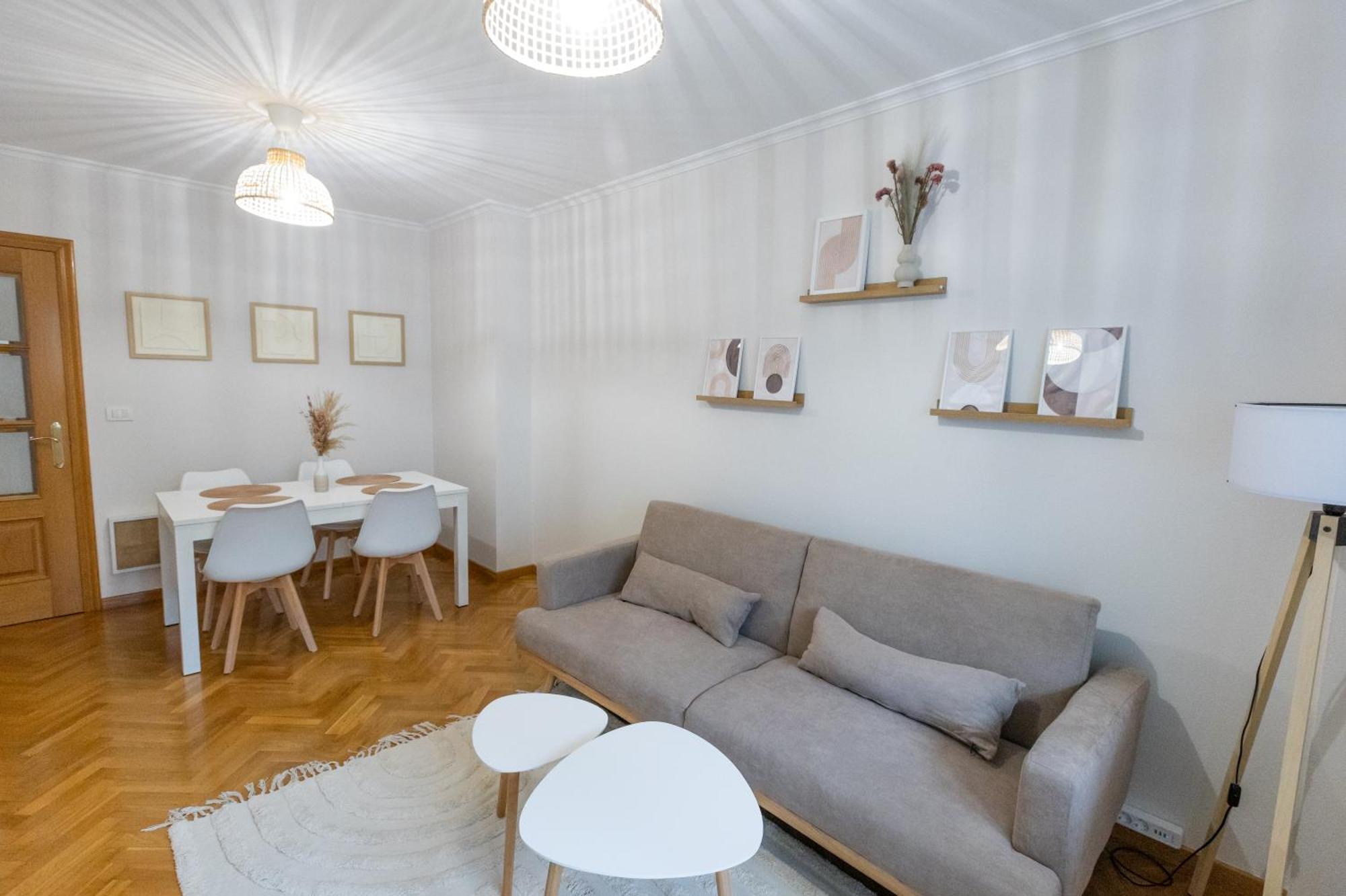 Apartment Ronda Muralla Lugo